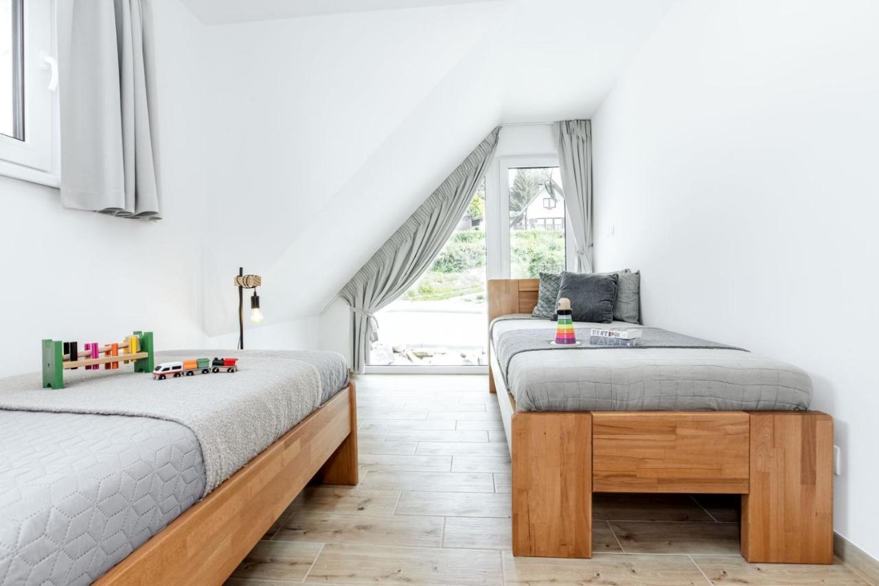 Apartmány Karlovy Dvory Horní Planá Esterno foto
