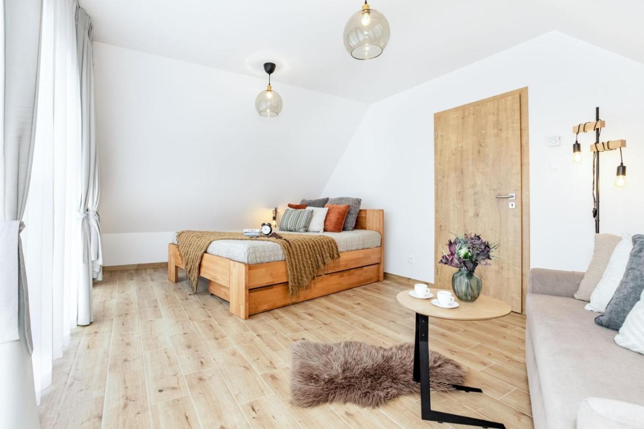 Apartmány Karlovy Dvory Horní Planá Esterno foto
