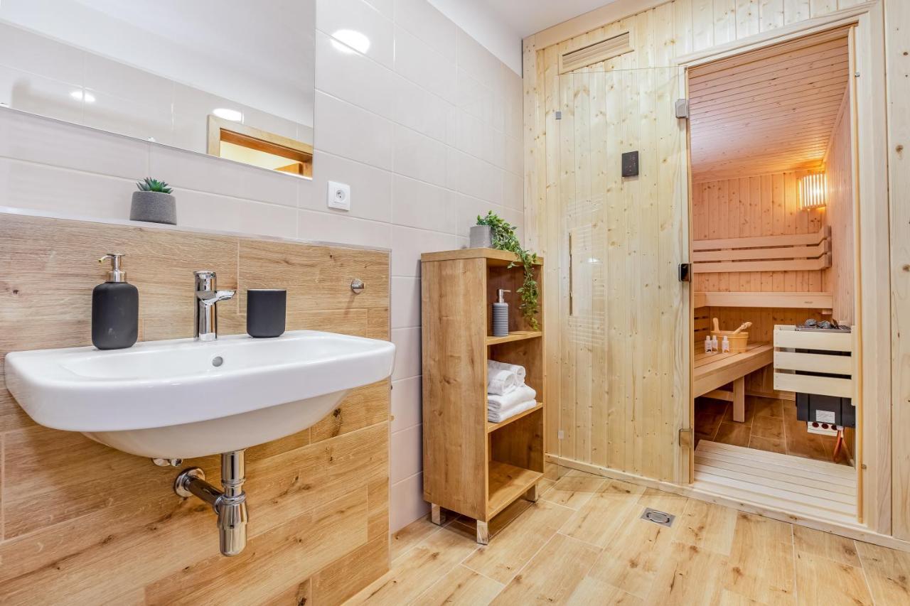 Apartmány Karlovy Dvory Horní Planá Esterno foto