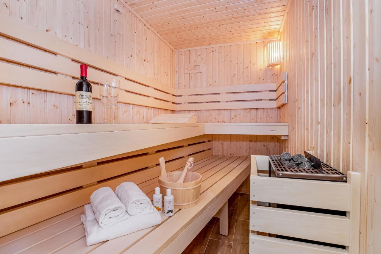 Apartmány Karlovy Dvory Horní Planá Esterno foto