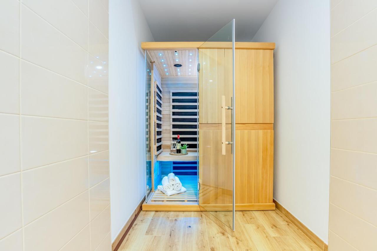 Apartmány Karlovy Dvory Horní Planá Esterno foto